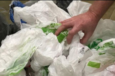 California commission claims retailers violating plastic bag law